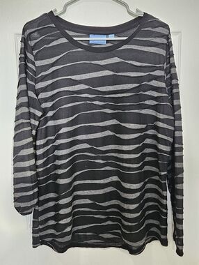 Simply Vera Vera Wang Black and Light Gray Striped Top